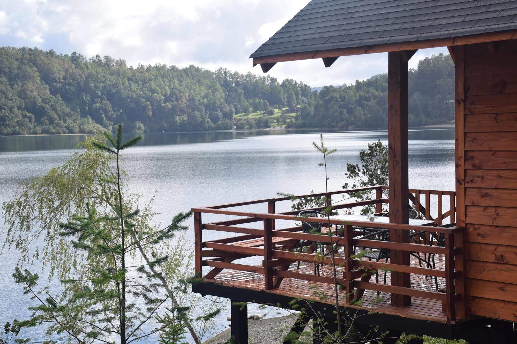 Borgolafquen Lodge *